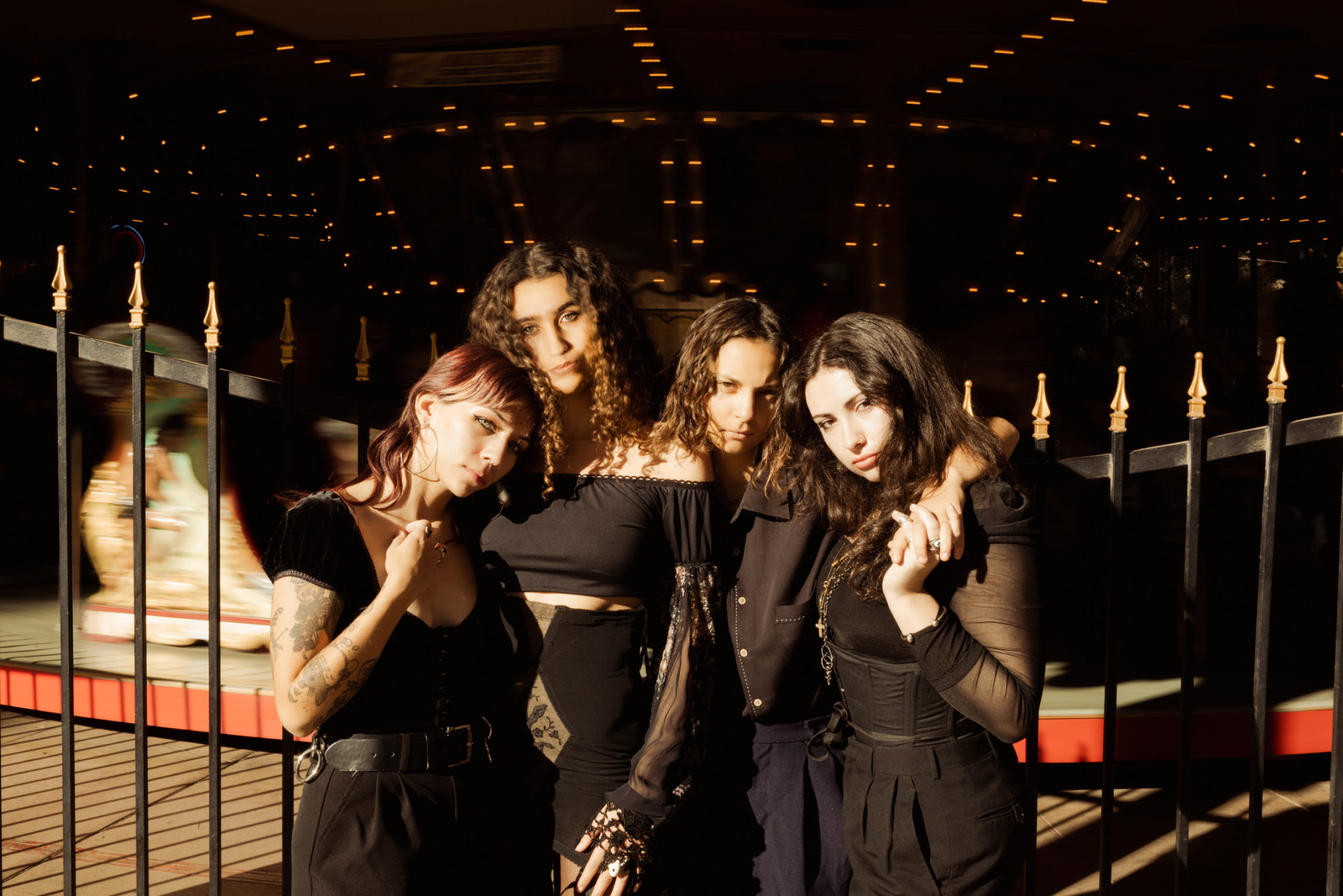 Track Premiere: Faetooth – “La Sorcière” Track Premiere: Faetooth – “La Sorcière”